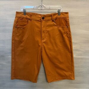 Jeanstation  Camel Flat Front Chino Shorts Size 38 New with Tag